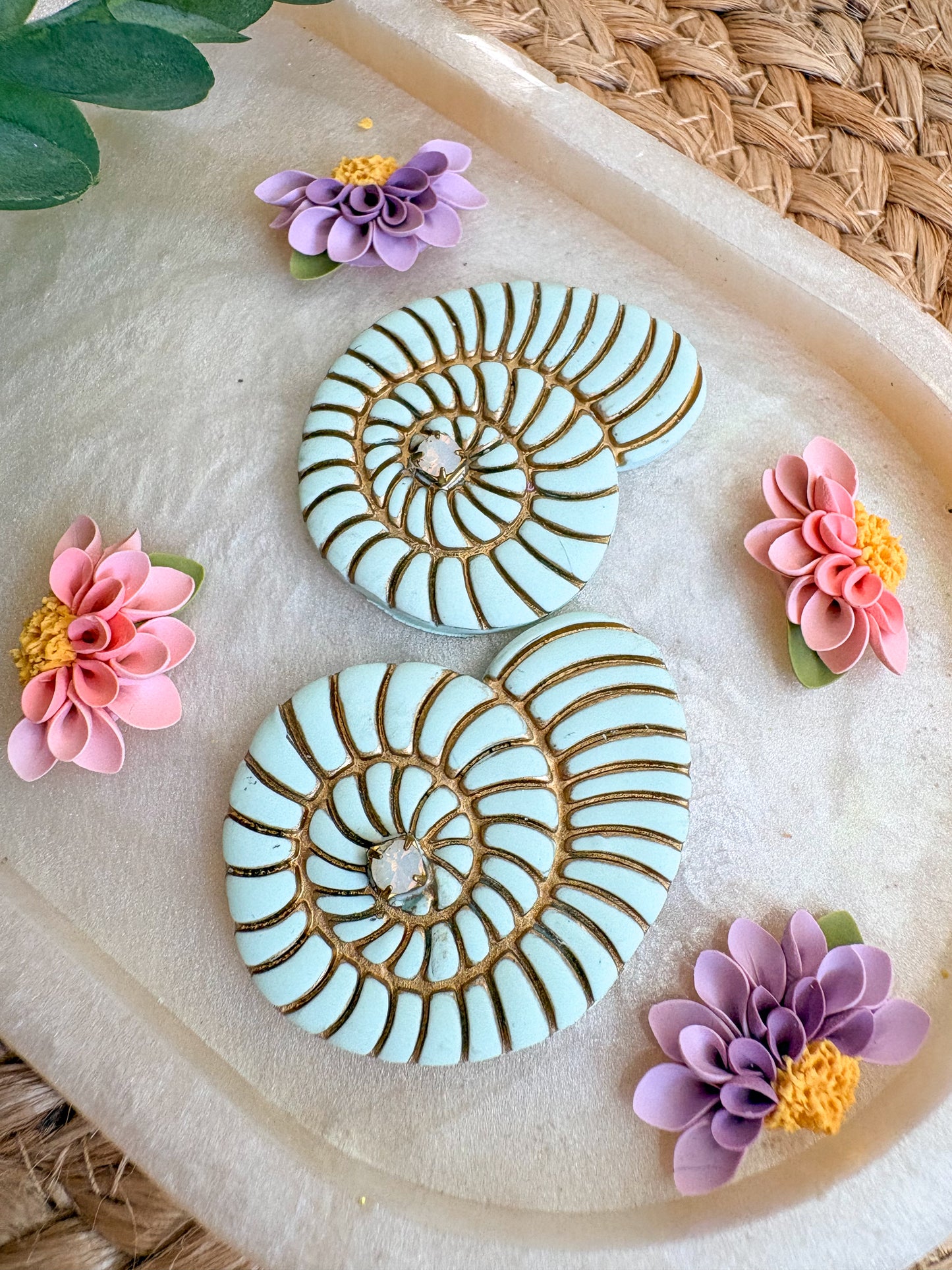 Statement shell studs