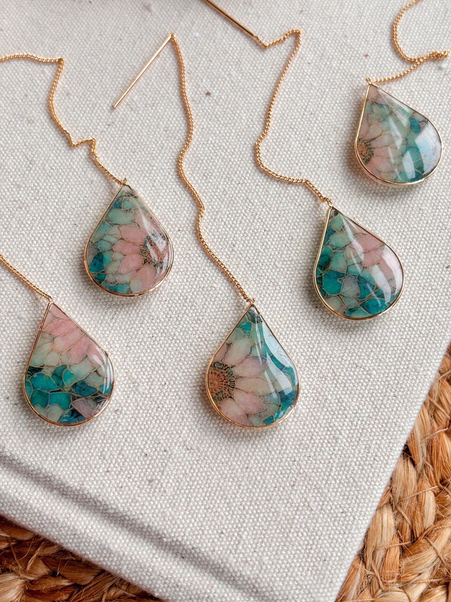 Stained Glass Threaders