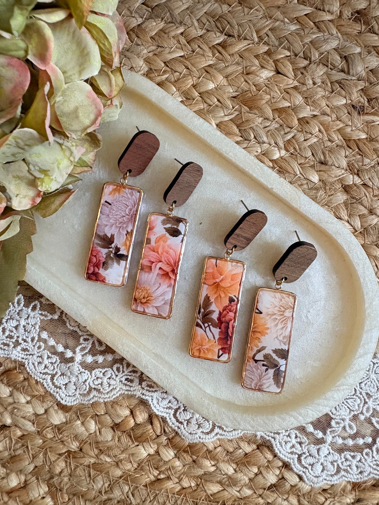Autumn rectangular gold frames - orange/rust