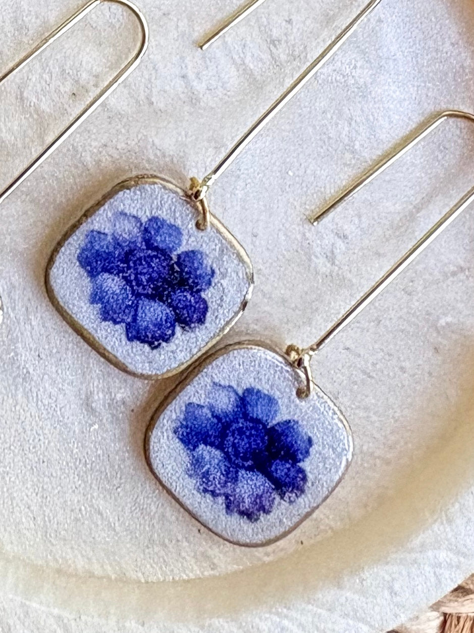 Vintage tile drops