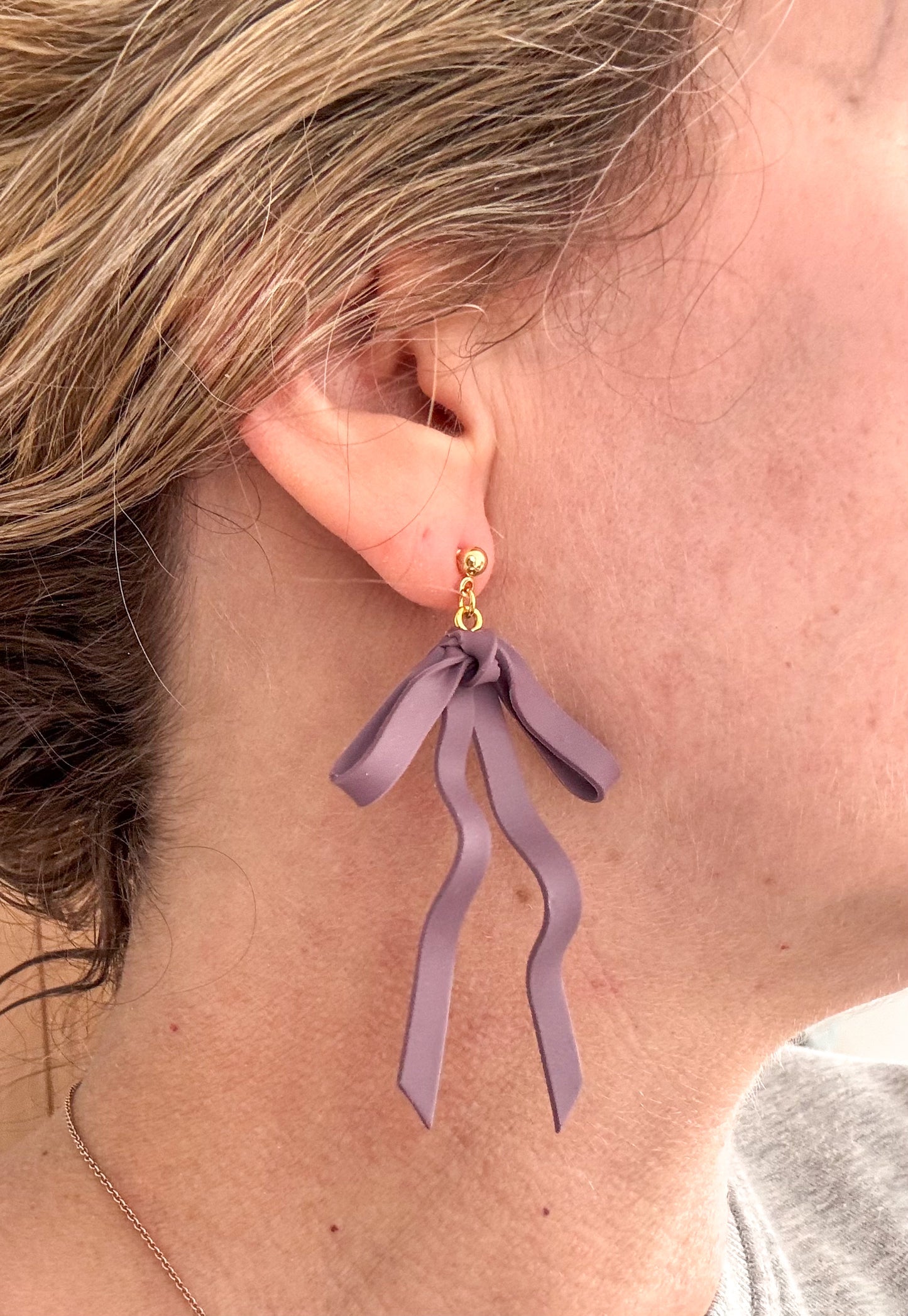 Dainty Purple Bow Earrings