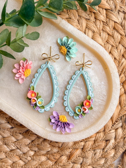 Floral lacy teardrop earrings
