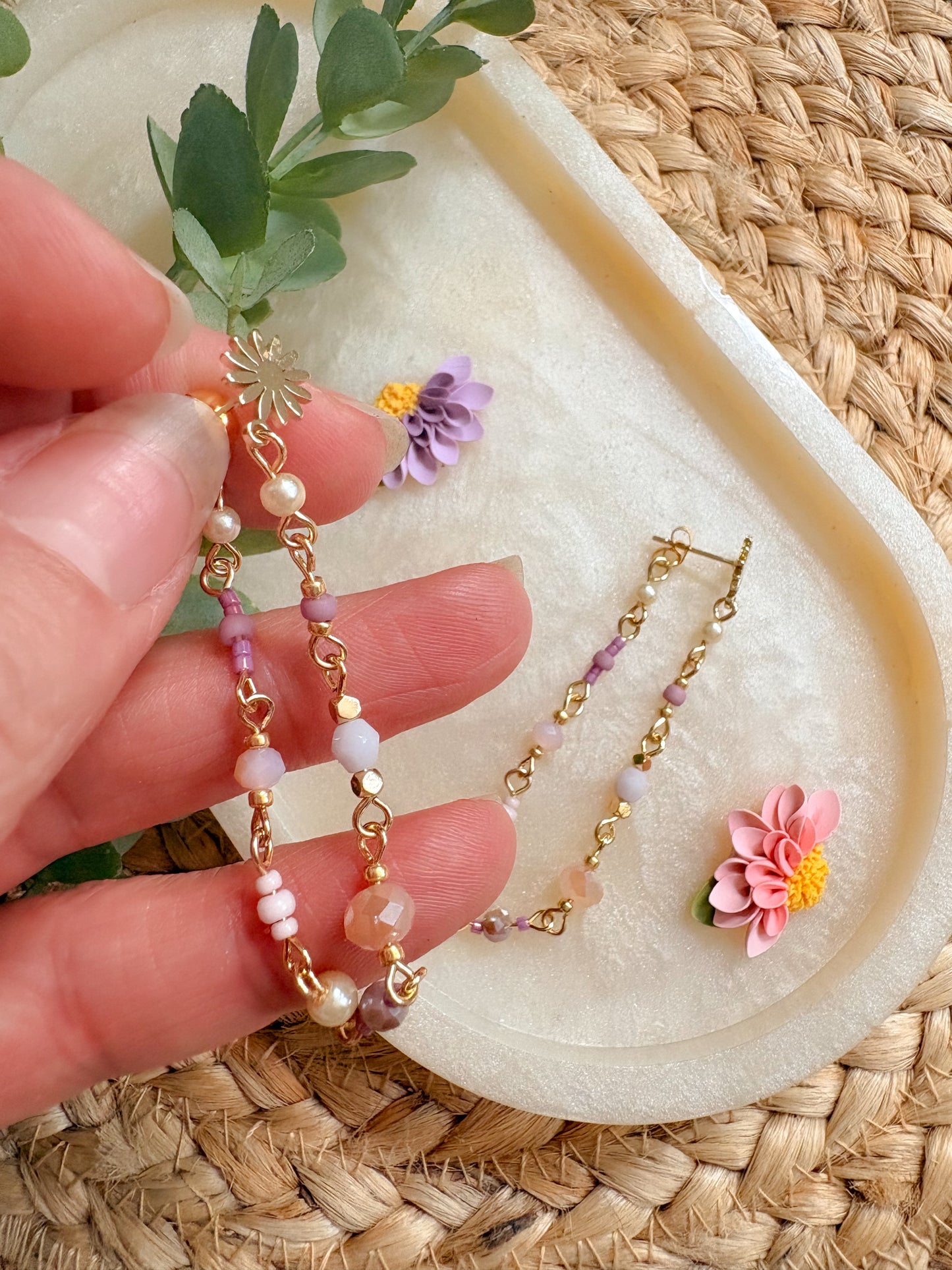 Beaded ‘loop’ earrings