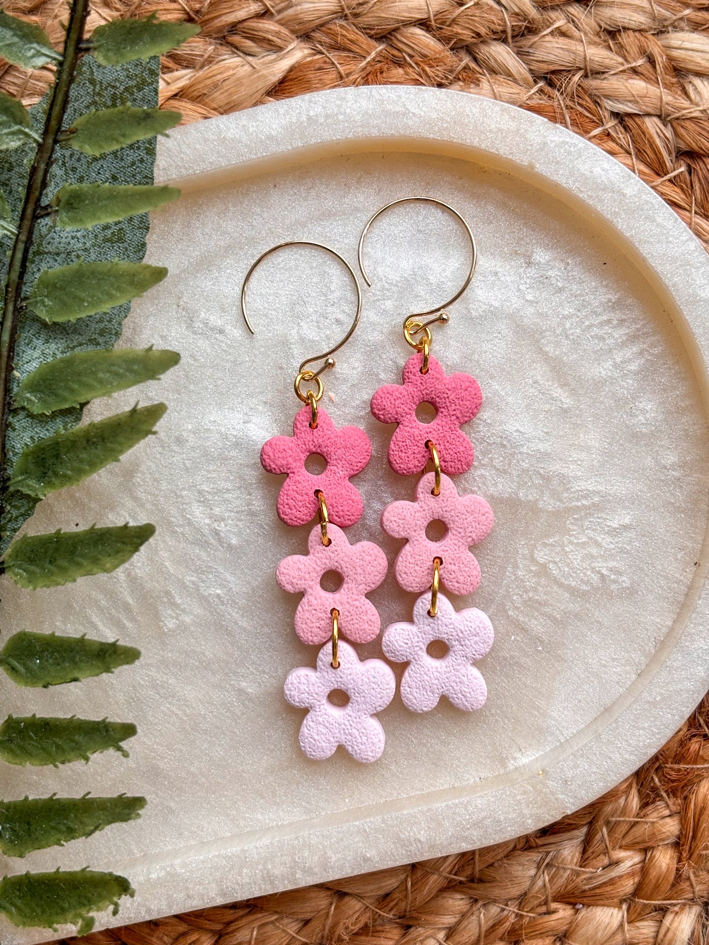 Daisy Dangles