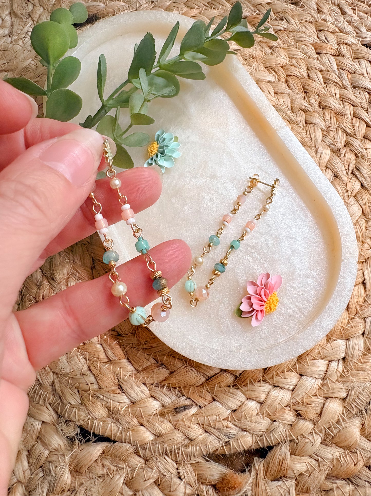 Beaded ‘loop’ earrings
