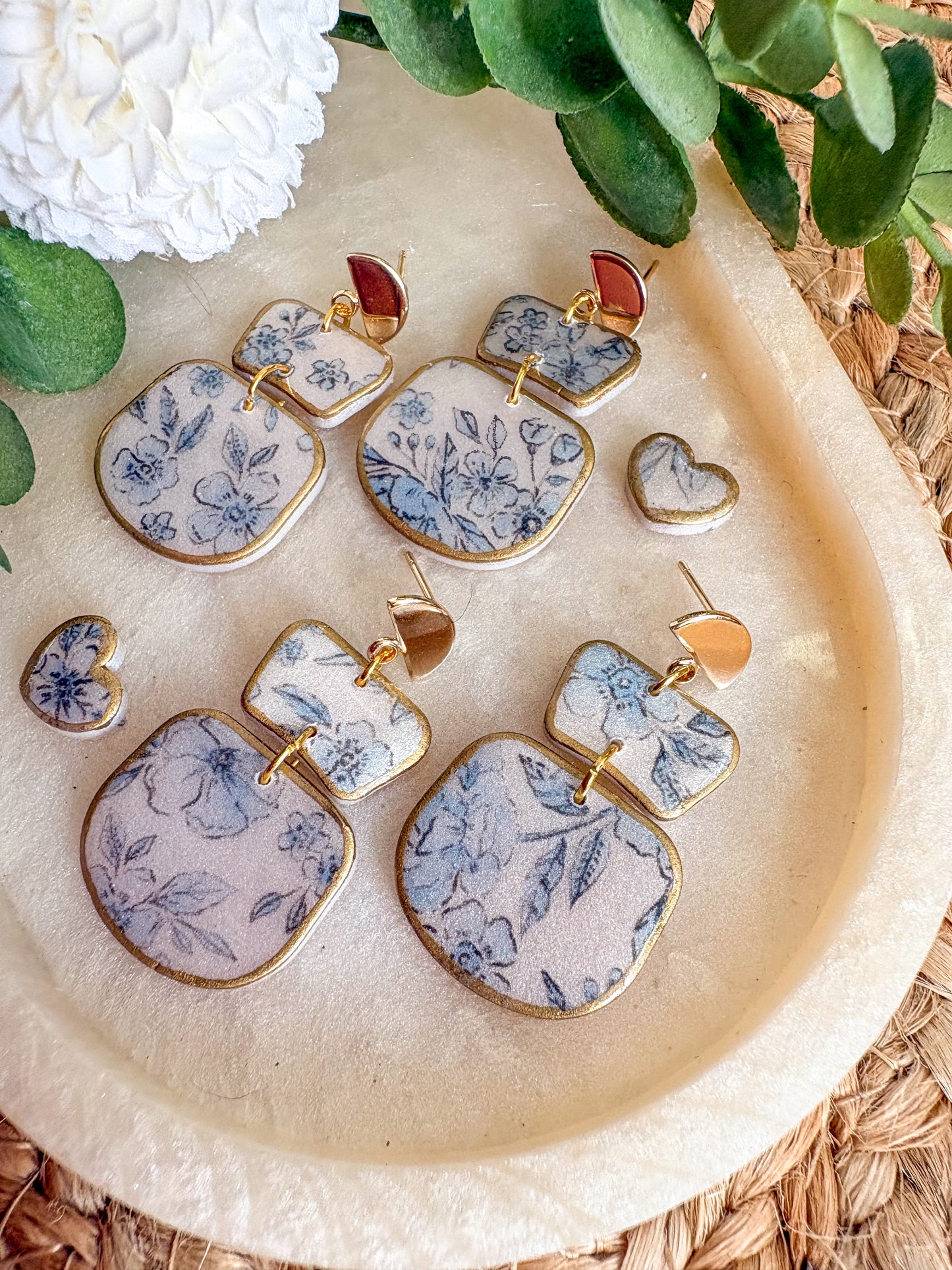 Ditsy floral dangles