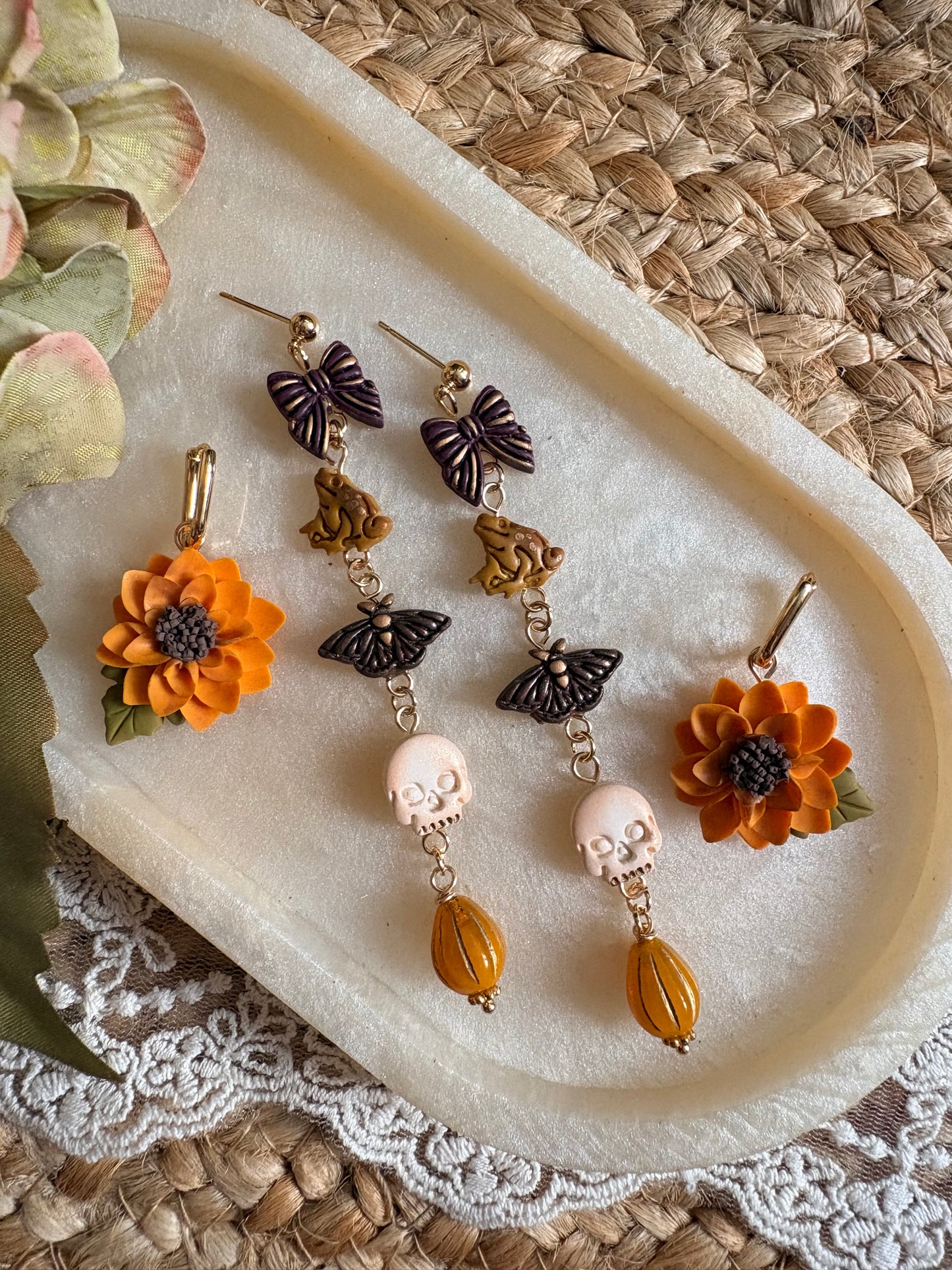 Sweet Halloween dangles