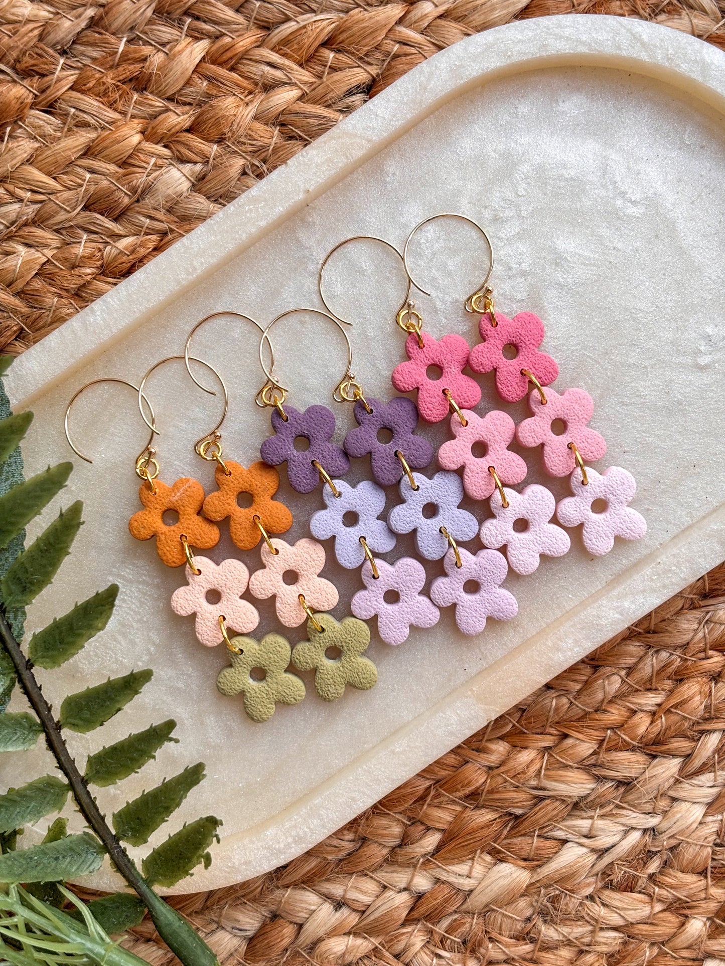Daisy Dangles