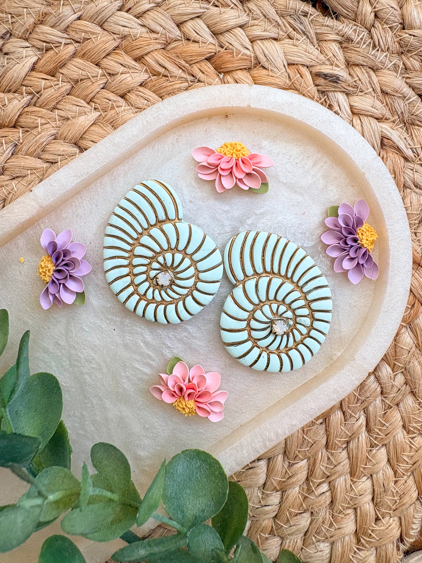Statement shell studs