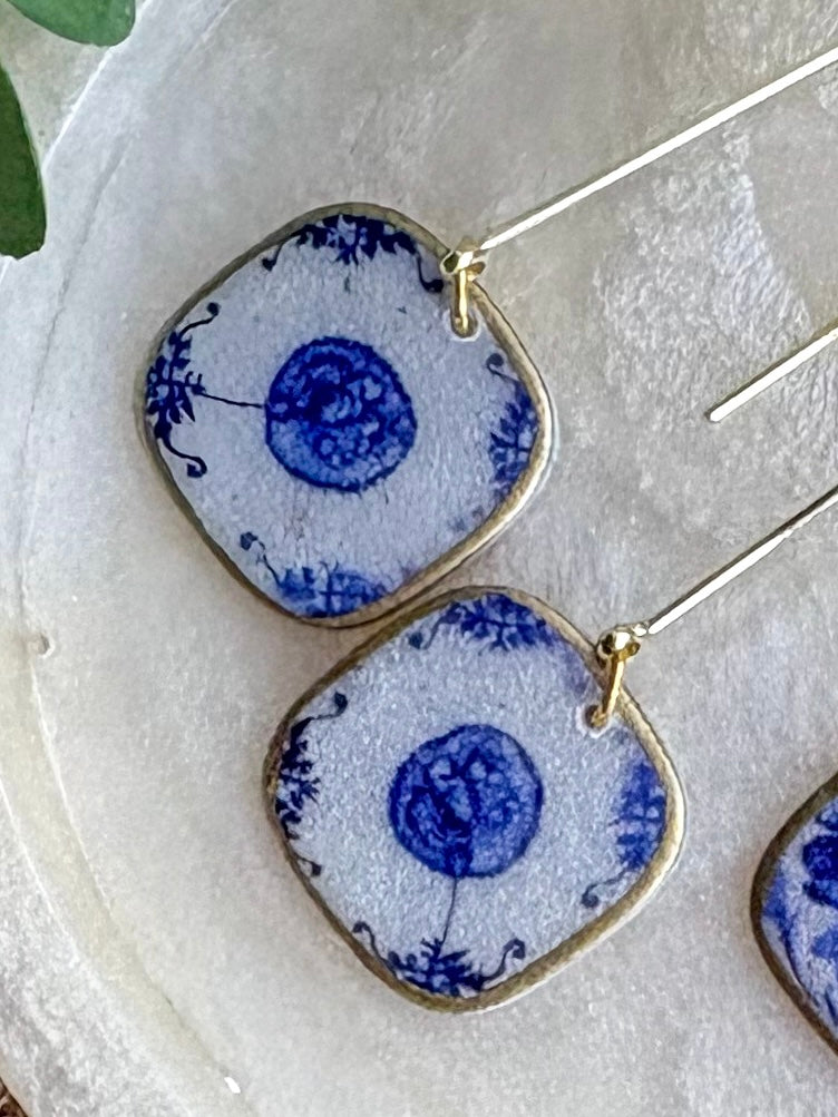Vintage tile drops