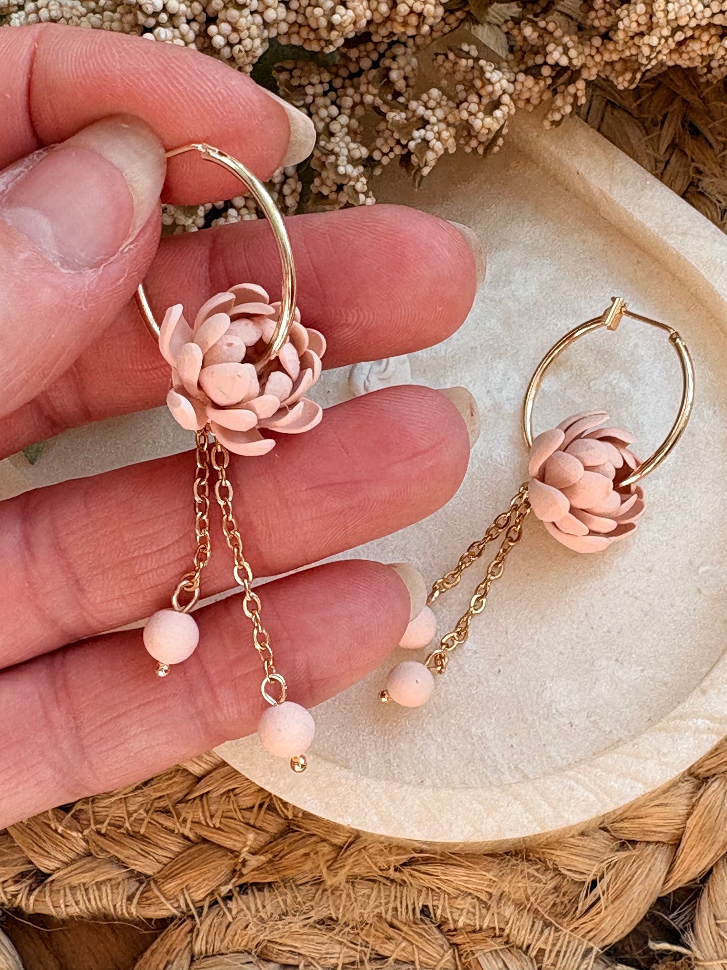 Chrysanthemum Hoops