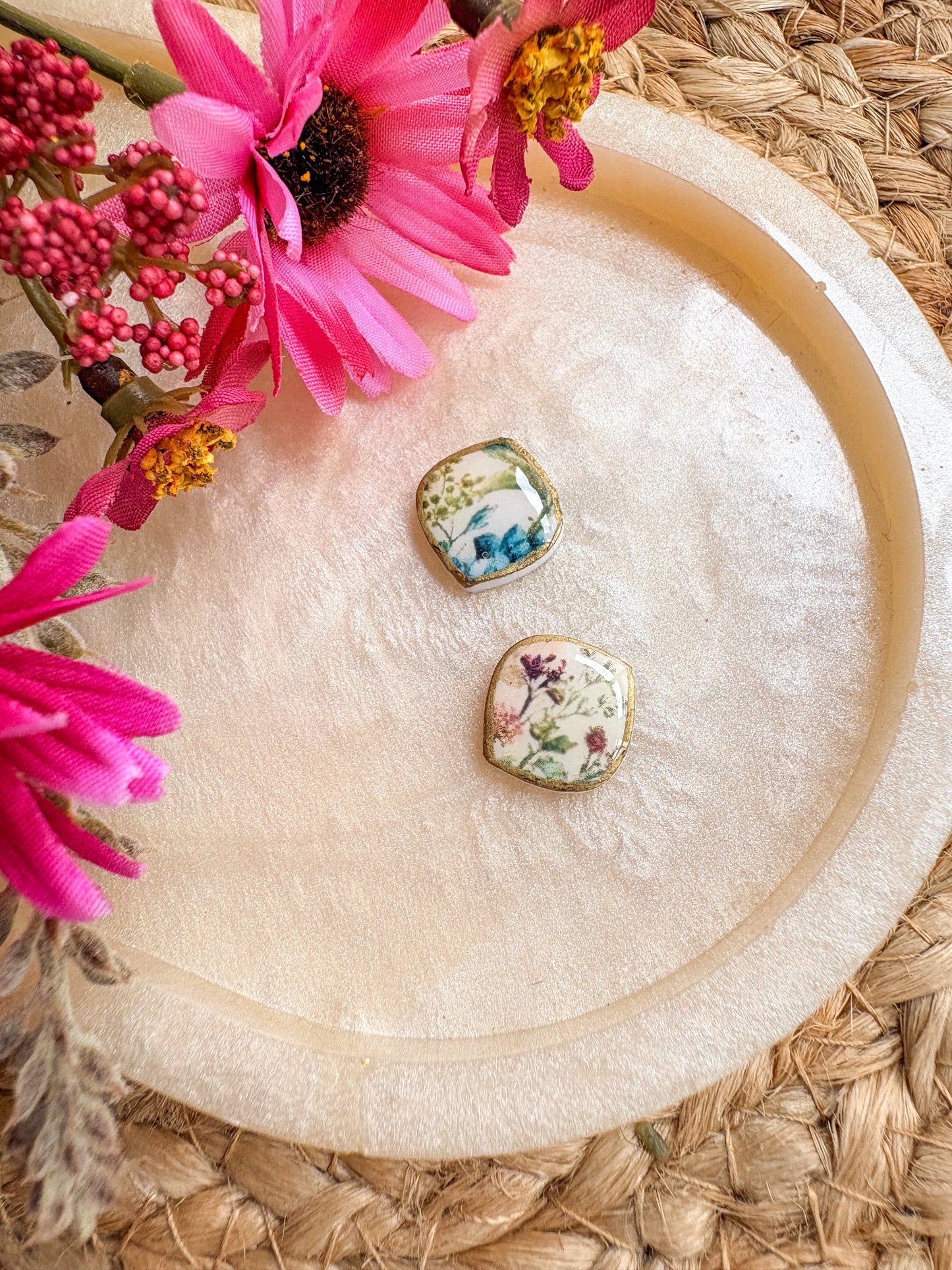 Vintage print tiny studs