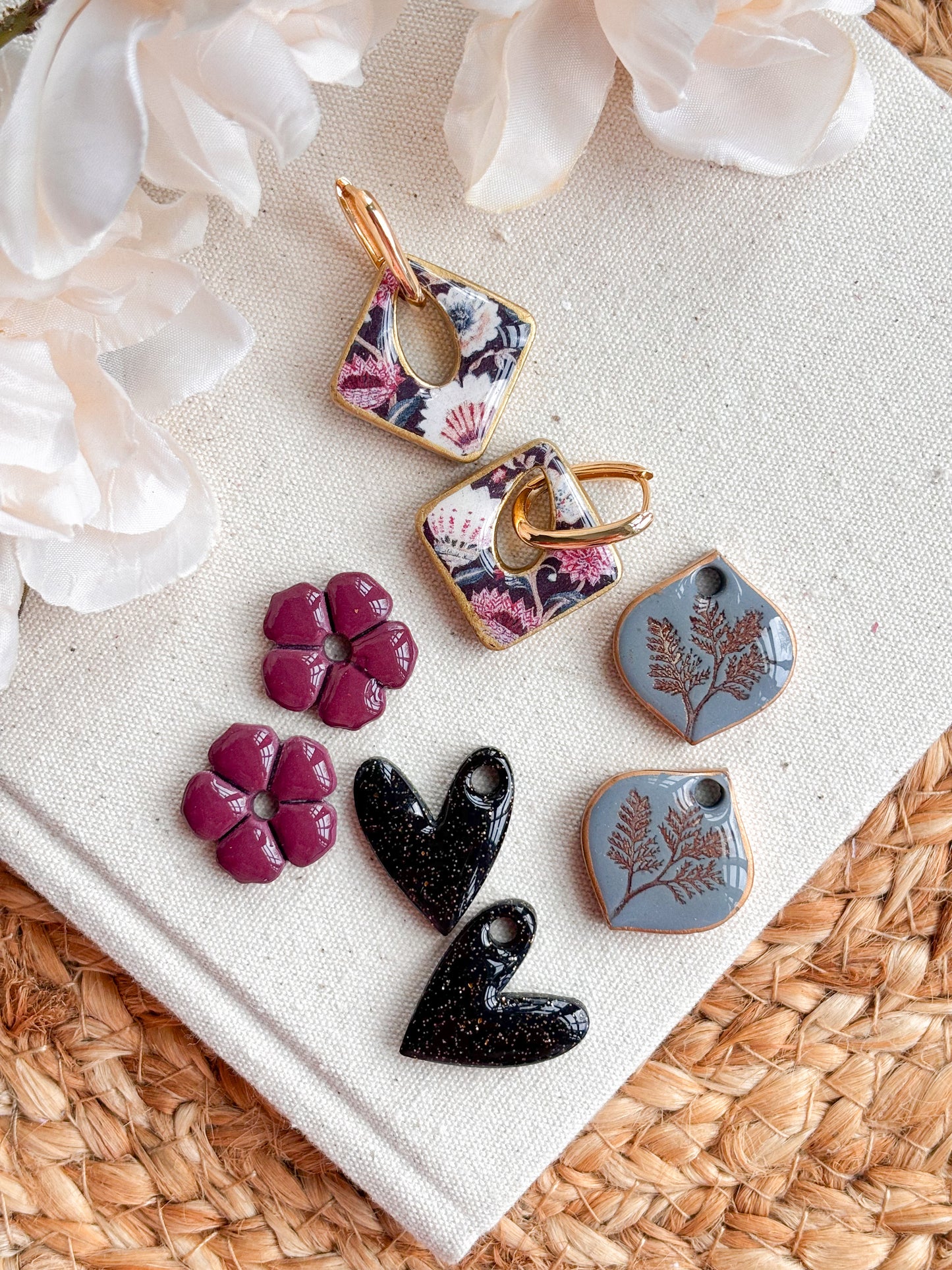 Multi Wear Huggies Set (Black)