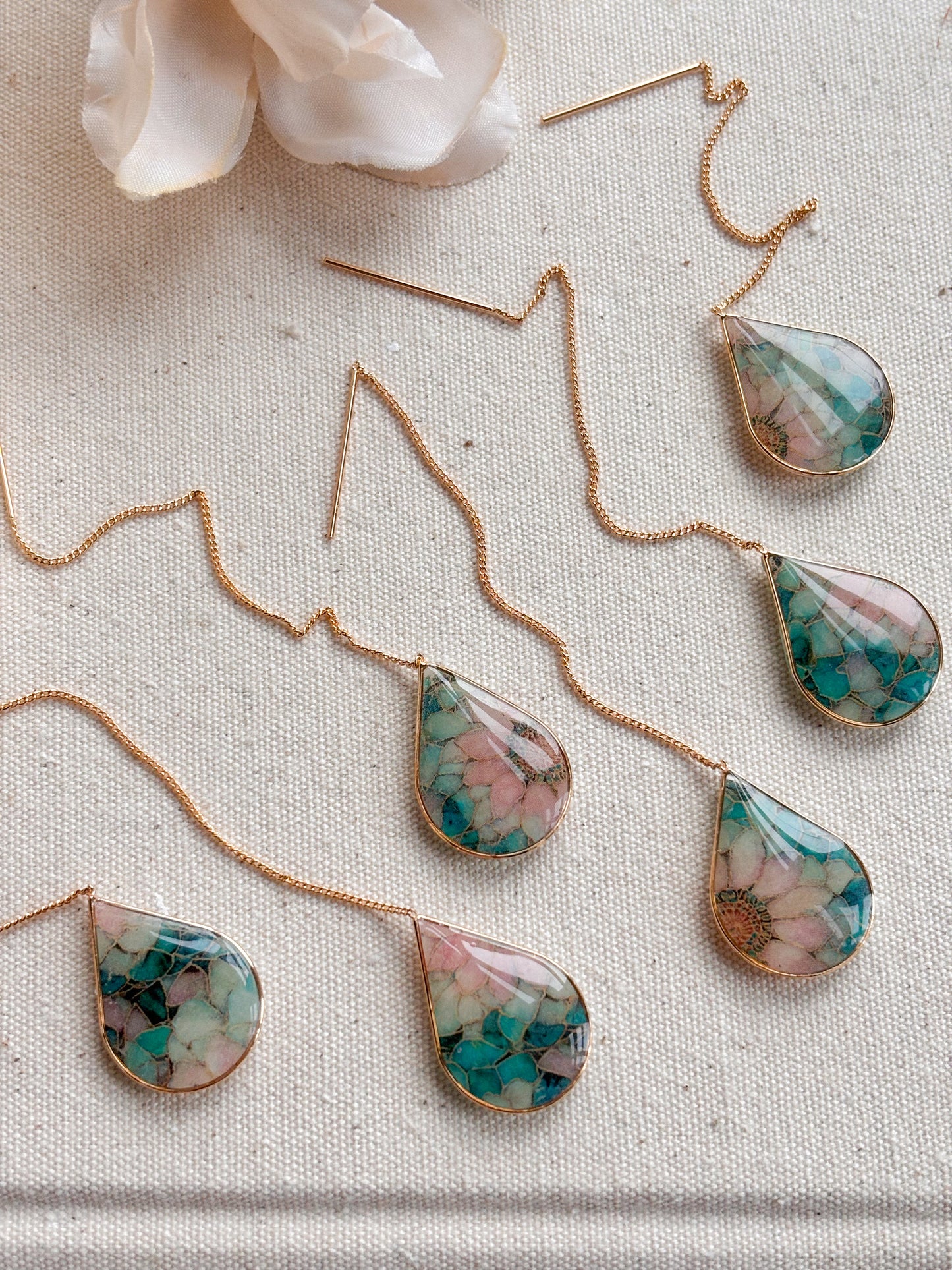 Stained Glass Threaders