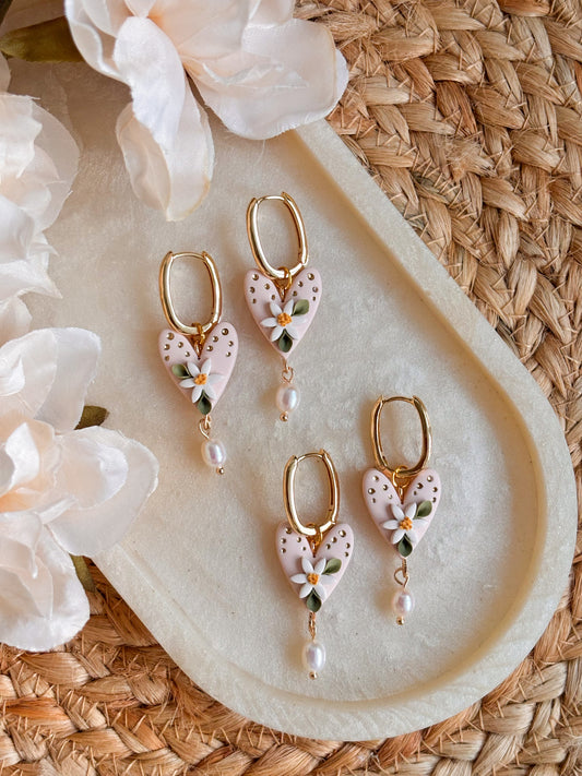 Interchangeable Heart Huggies