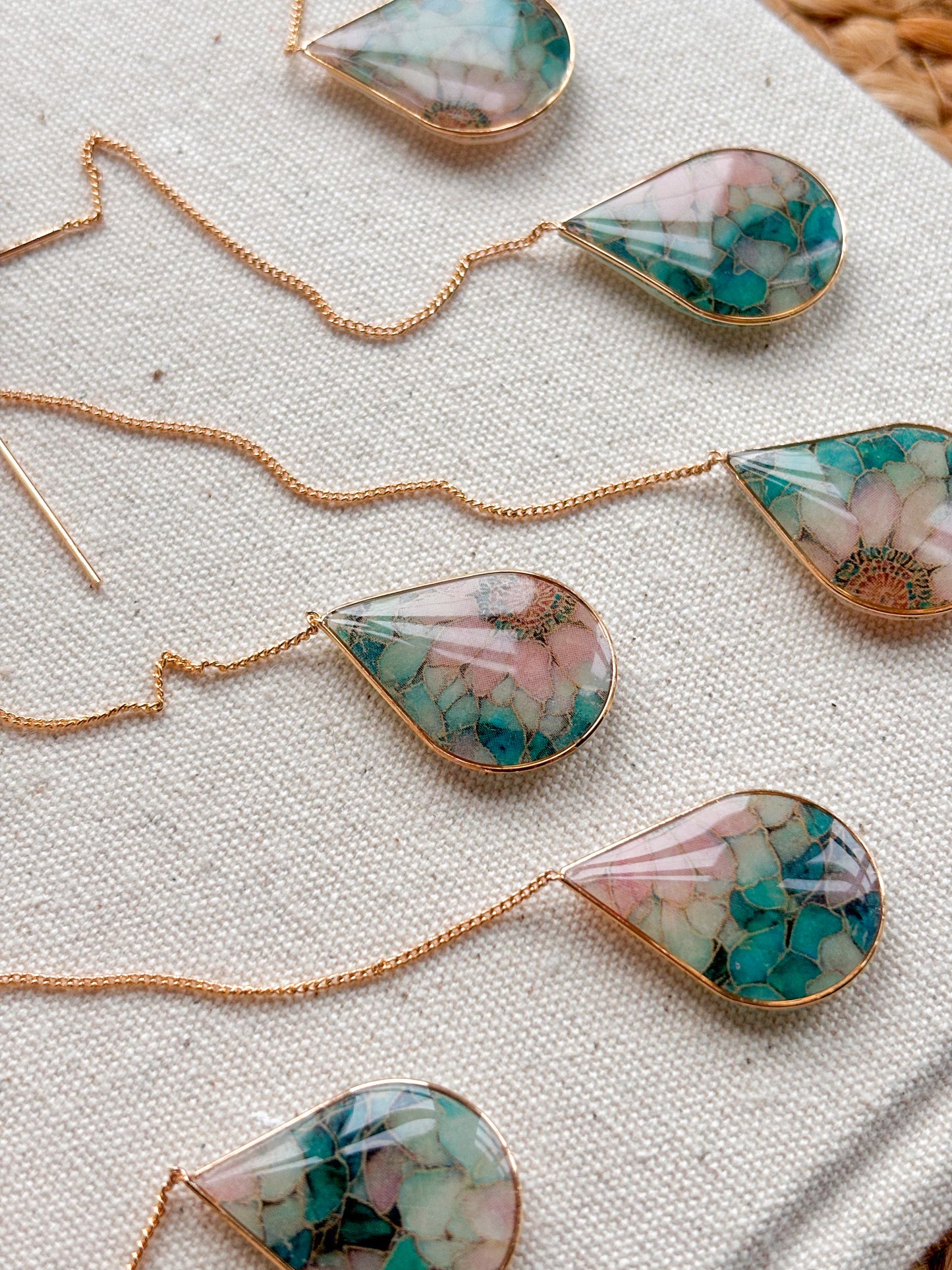 Stained Glass Threaders