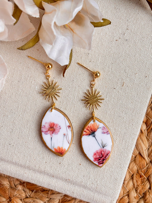 Lazy Daisies in the Sun Dangles