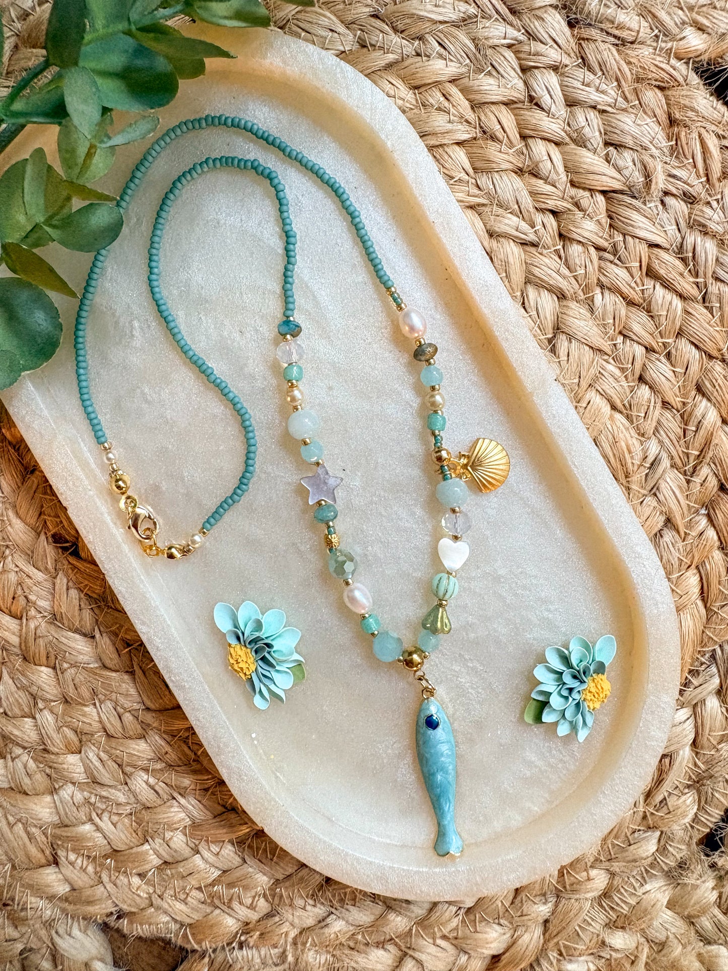 Little fishy beaded necklace